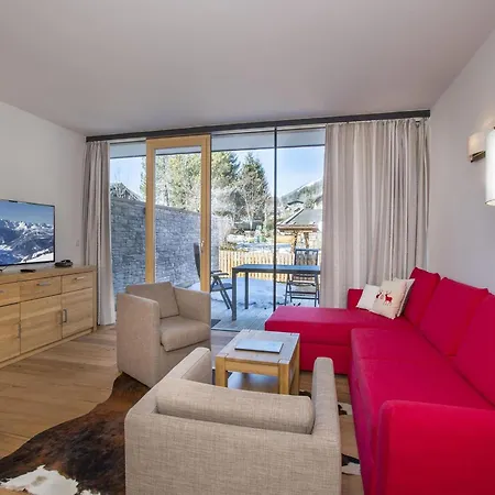 Modern With Garden, With Access To Sauna Apartment *
